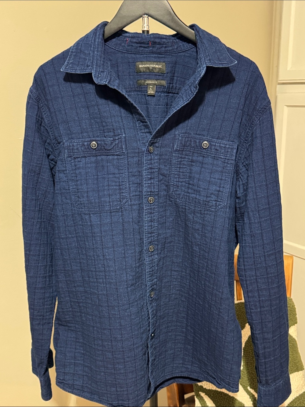 Banana Republic Men’s L Tall Blue Textured Cotton Utility Shirt